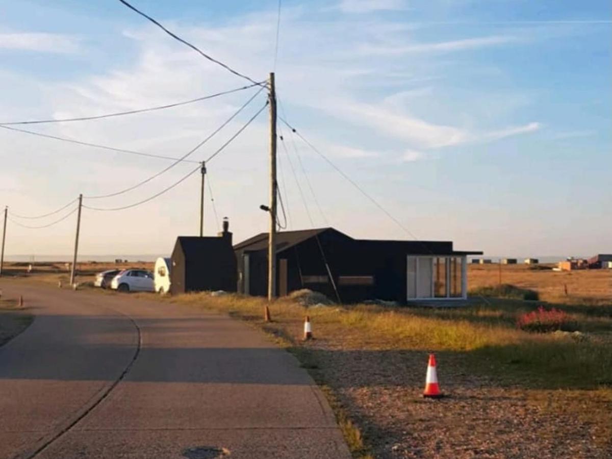 Pass The Keys Fabulous Beach Front Holiday Location Lydd Extérieur photo