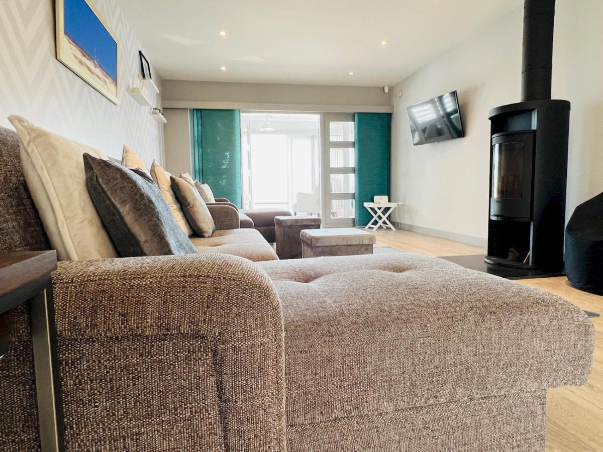 Pass The Keys Fabulous Beach Front Holiday Location Lydd Extérieur photo